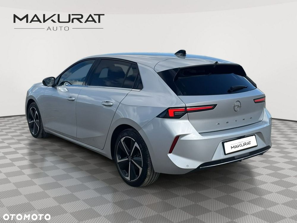 Opel Astra - 4