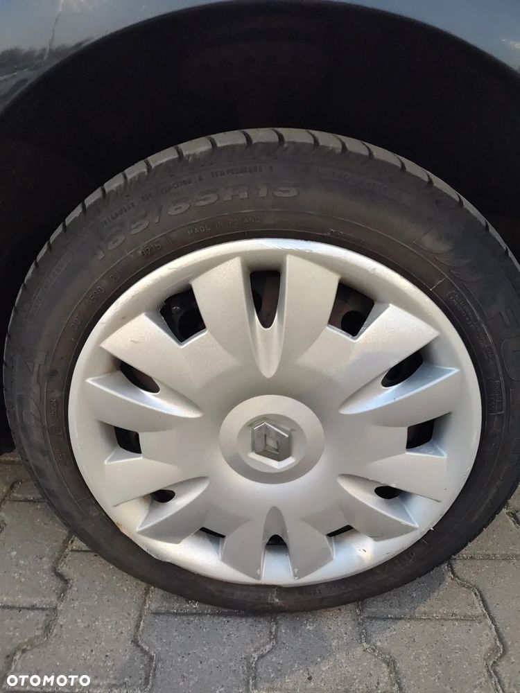 Renault Clio - 30
