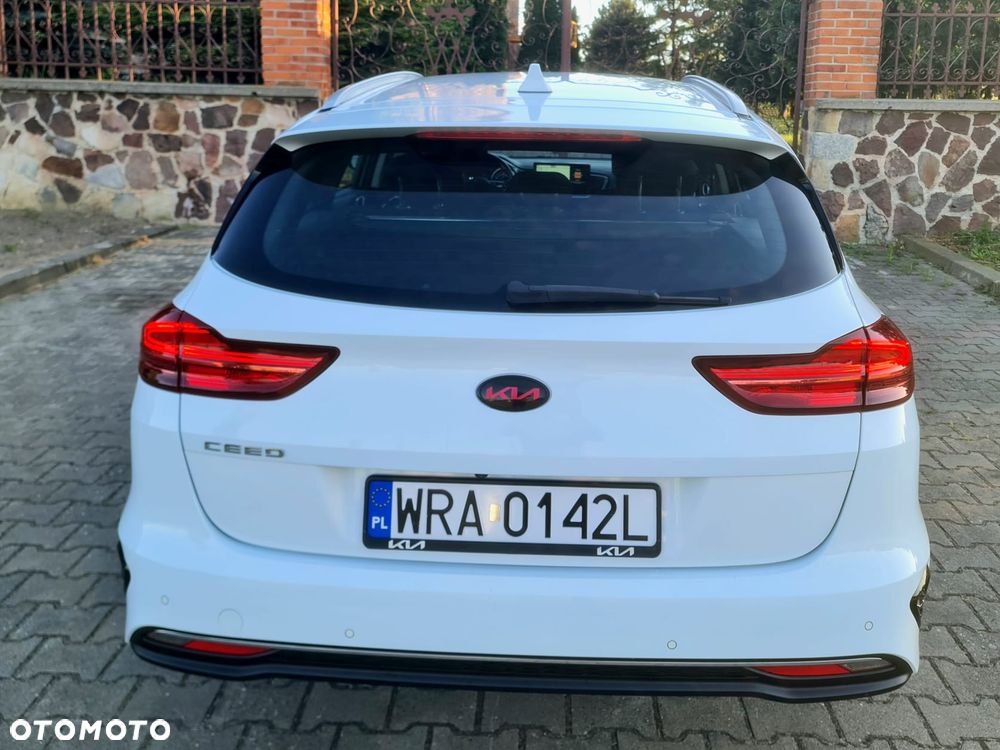 Kia Ceed 1.6 CRDi Platinum Edition - 5