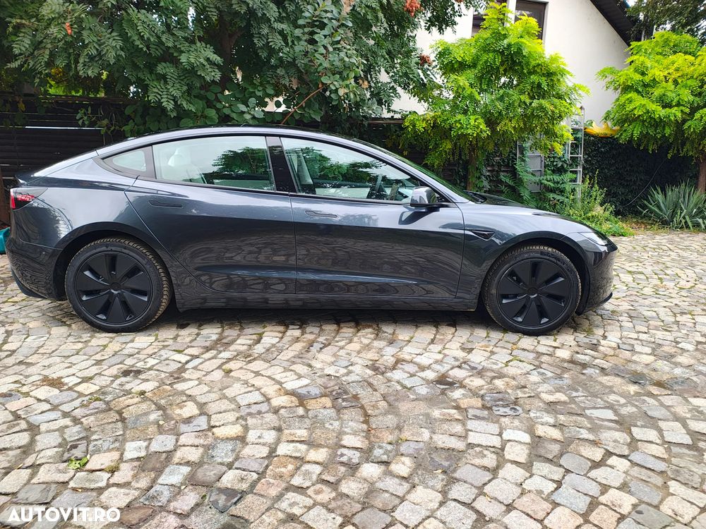 Tesla Model 3 AWD Long Range - 12