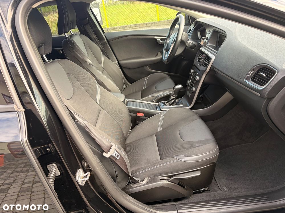 Volvo V40 T2 RDesign - 10