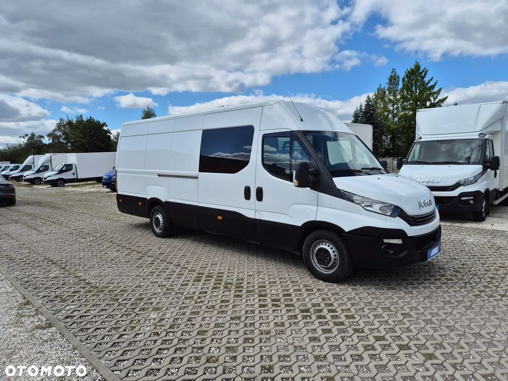Iveco Daily 35S16 Hi-Matic L4H2, Brygadówka 7 osób, MAXI blaszak, HAK 3.5T, klimatyzacja - 3
