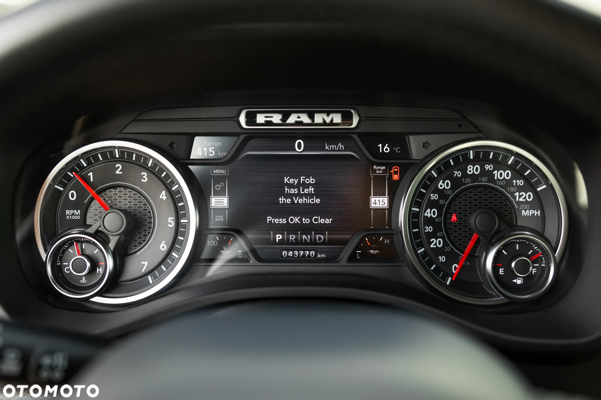 RAM 1500 5.7 Crew Cab Laramie - 30