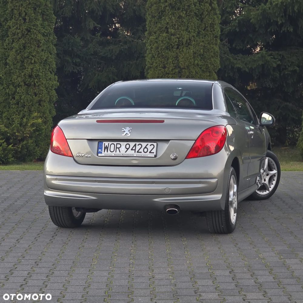 Peugeot 207 CC 120 VTi Roland Garros - 11