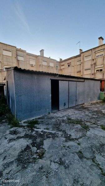 Espaço Multiusos / Oficina / Armazém / Outros 250m² logradouro privado - Grande imagem: 3/6