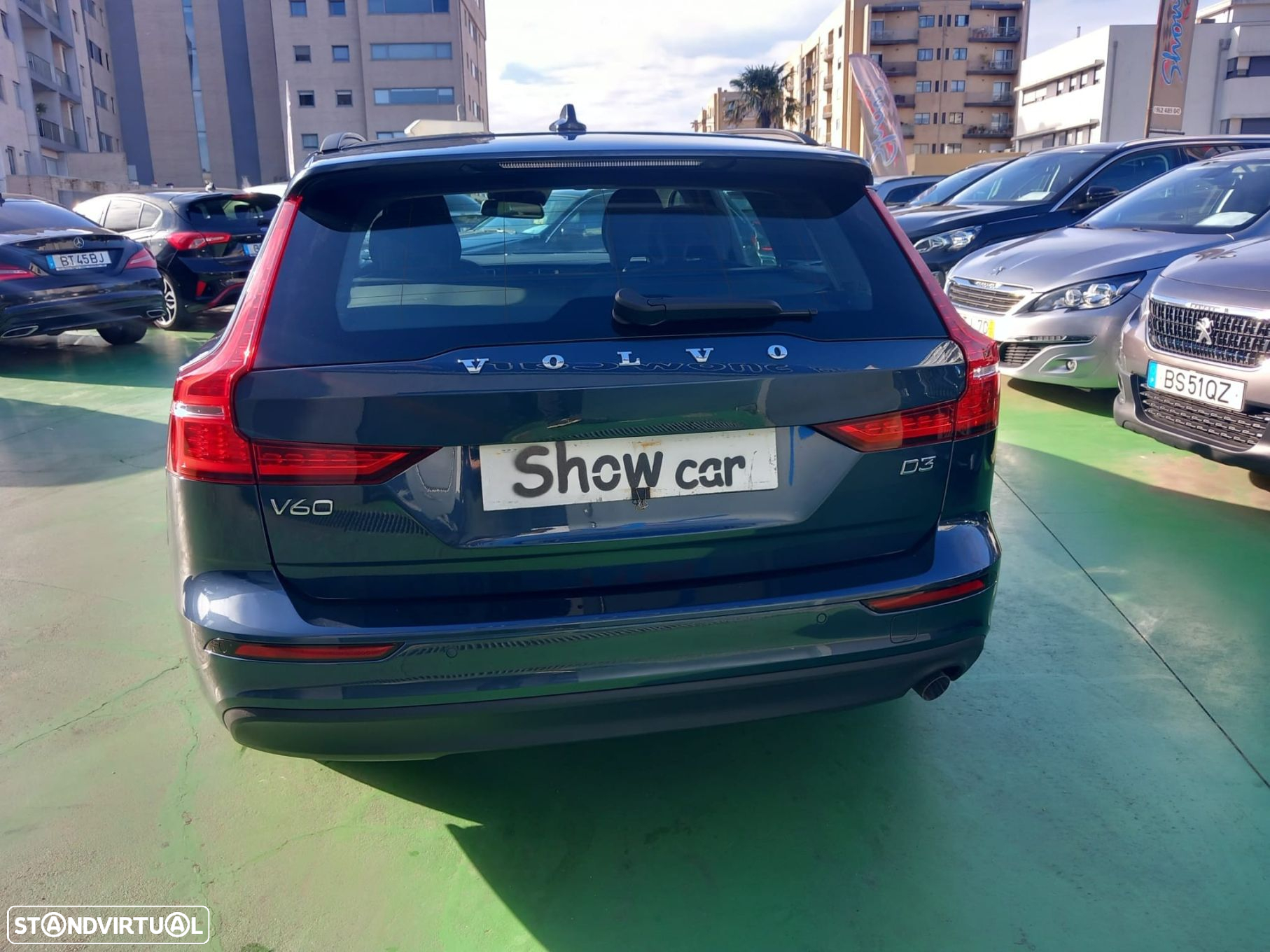 Volvo V60 2.0 D3 Momentum Geartronic - 6