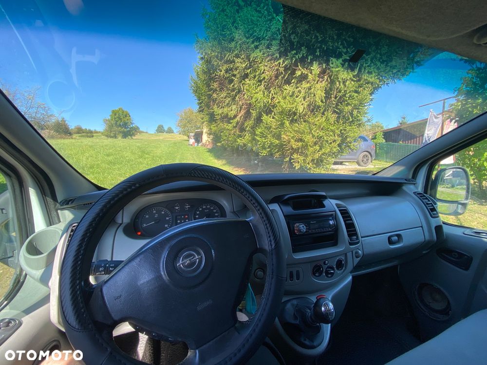 Opel Vivaro - 13