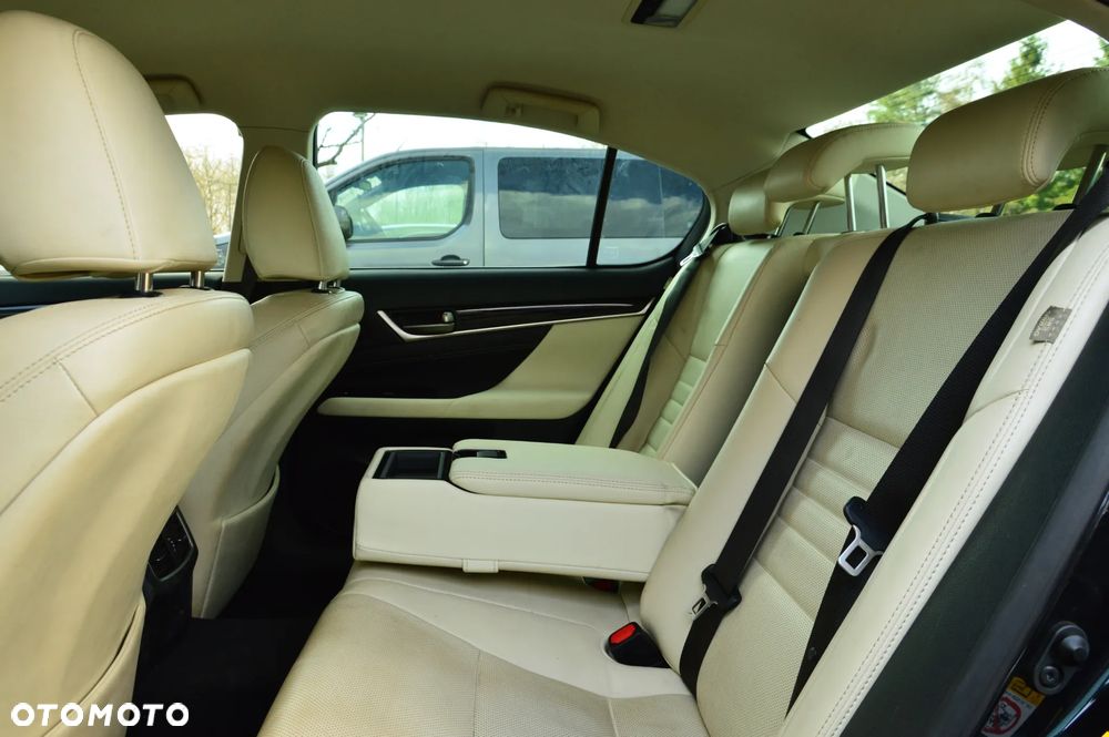 Lexus GS 200t / 300 Elegance - 18