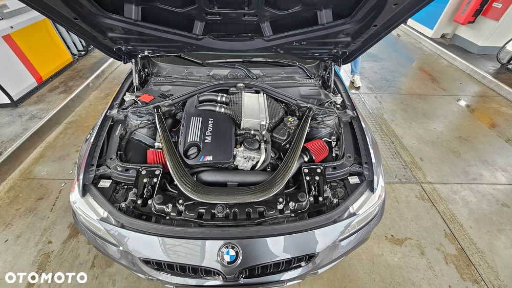 BMW M4 Coupe DKG - 19