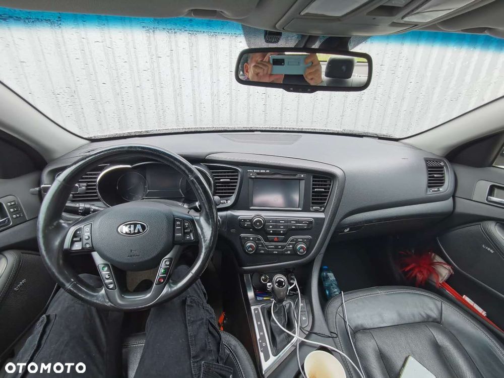 Kia Optima 2.0 L - 1