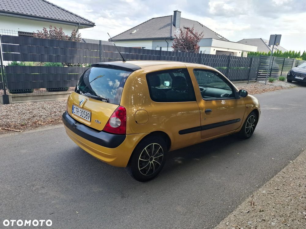 Renault Clio 1.2 16V Expression - 6