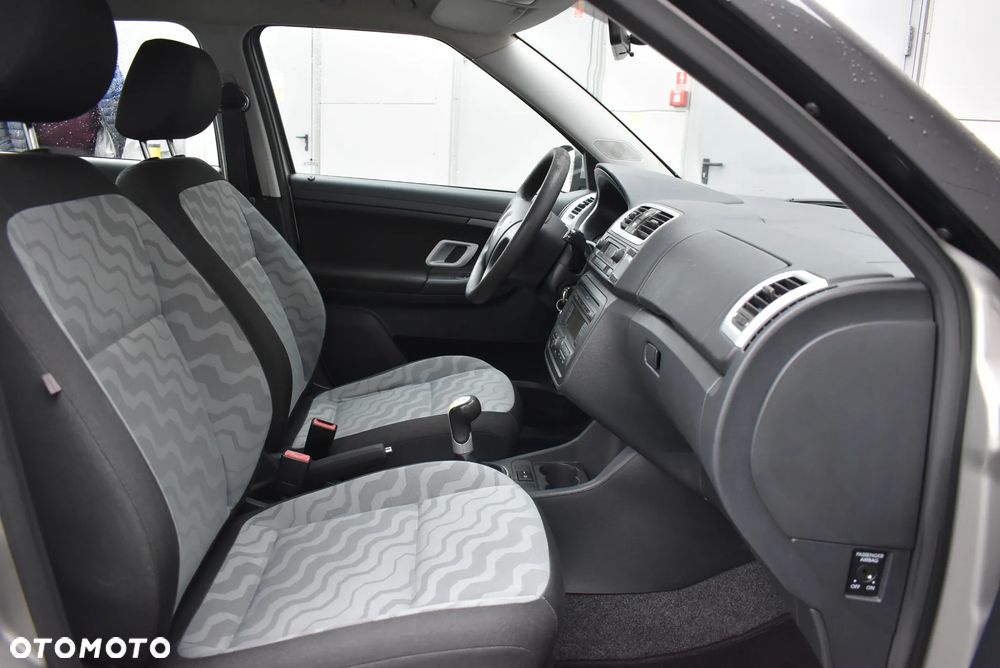 Skoda Fabia - 12