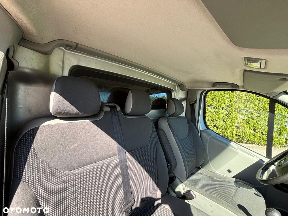 Opel Vivaro - 14