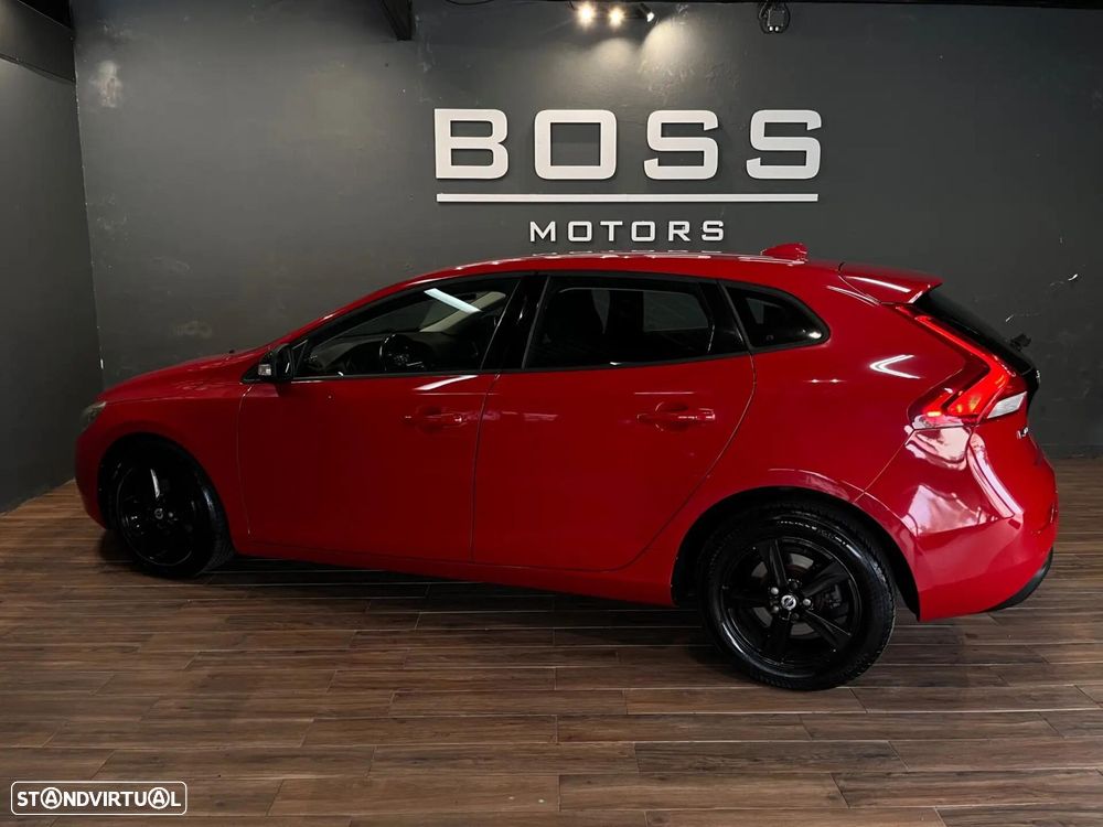 Volvo V40 - 11