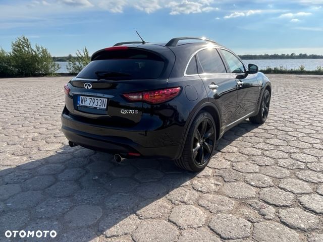 Infiniti QX70 3.0d S Premium - 8
