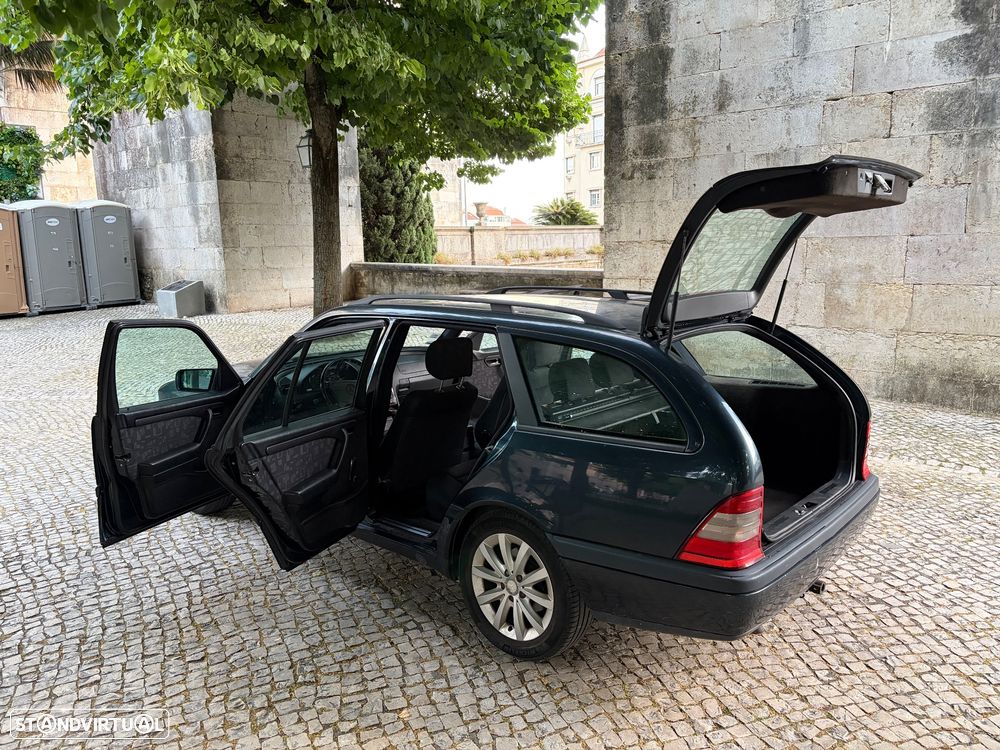 Mercedes-Benz C 220 D - 6
