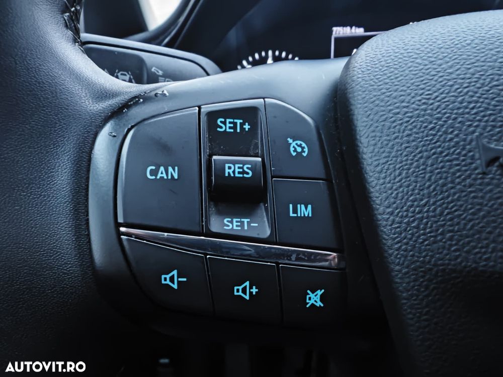 Ford Fiesta 1.0 EcoBoost Trend Connected - 23