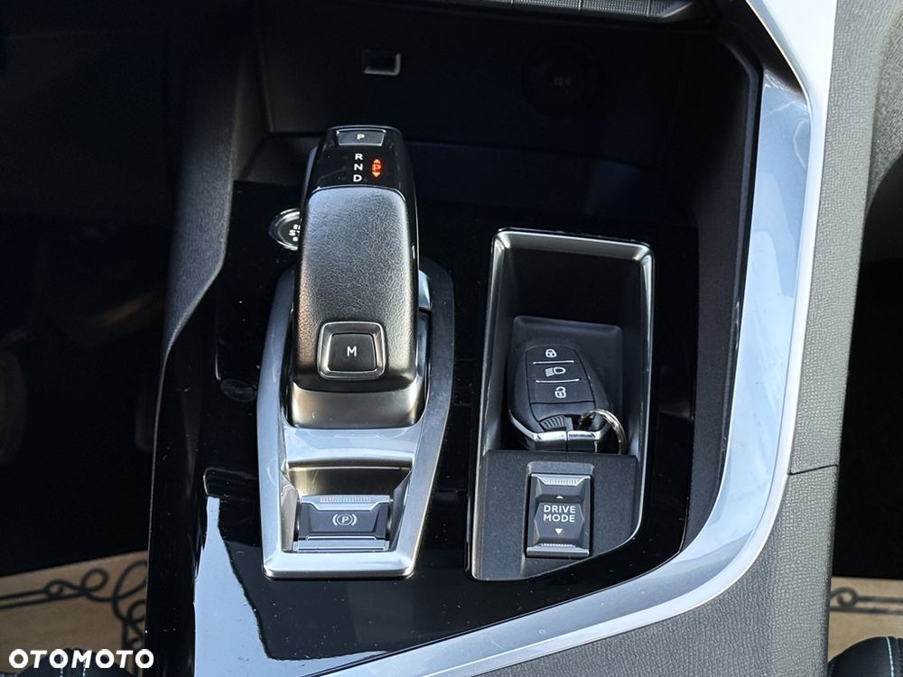 Peugeot 3008 1.5 BlueHDi Allure S&S EAT8 - 10