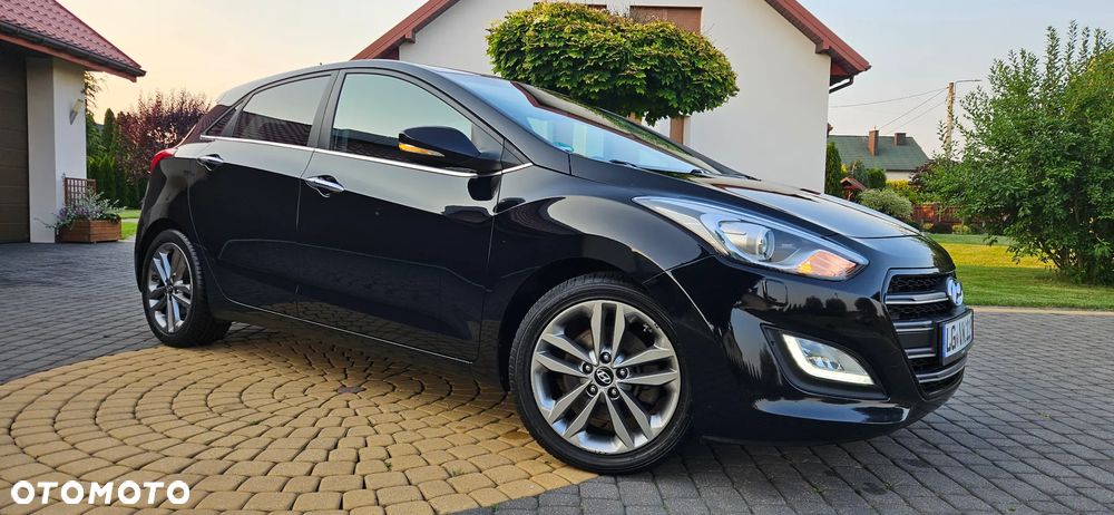 Hyundai i30 1.6 CRDi Premium - 1