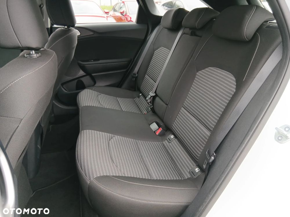 Kia Ceed 1.5 T-GDI M - 16