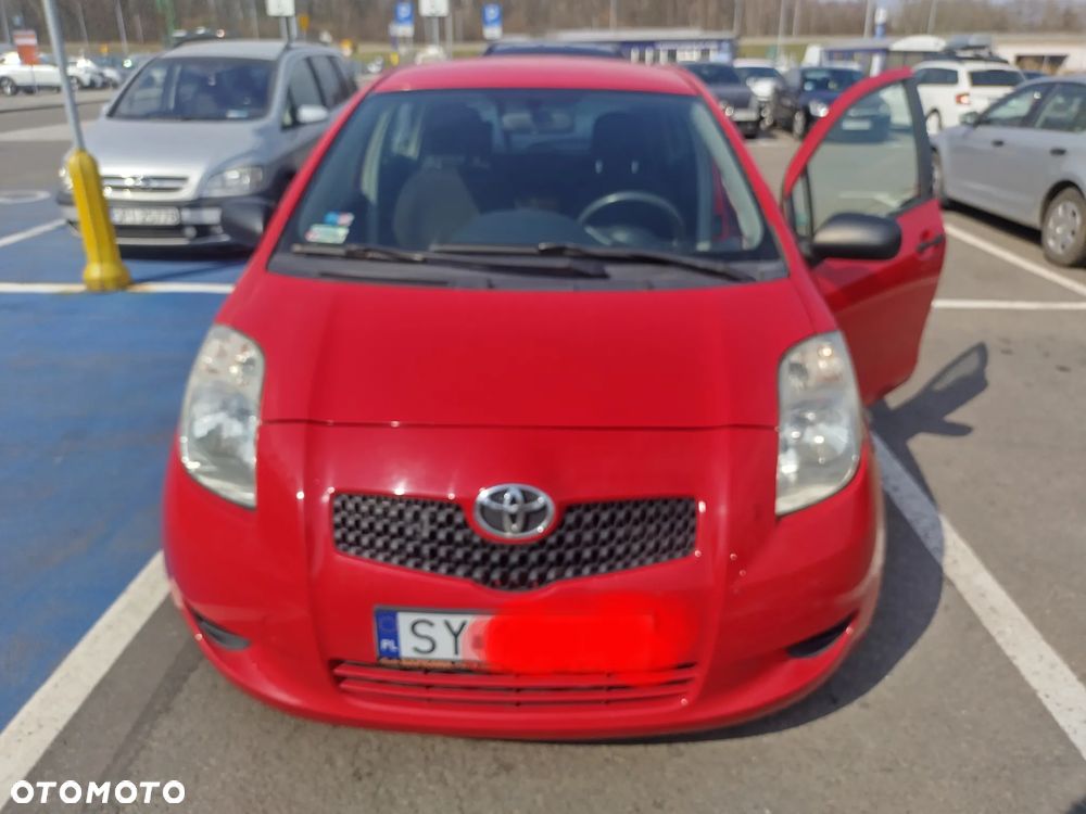 Toyota Yaris 1.0 Luna - 2