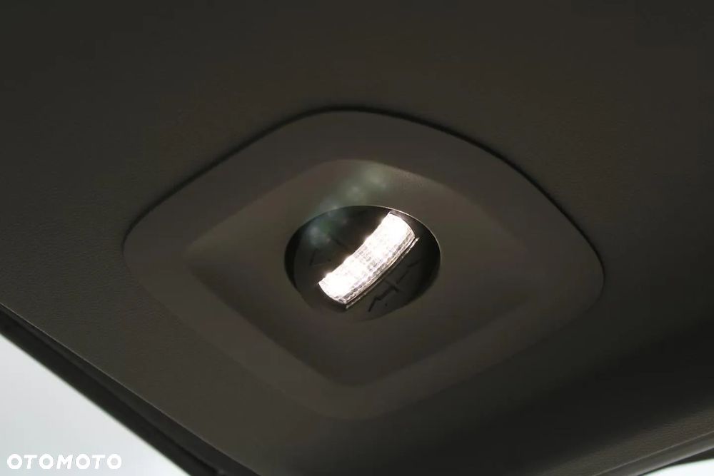 Ford Tourneo Custom 2.5 PHEV CVT 340 L2 Titanium X - 19