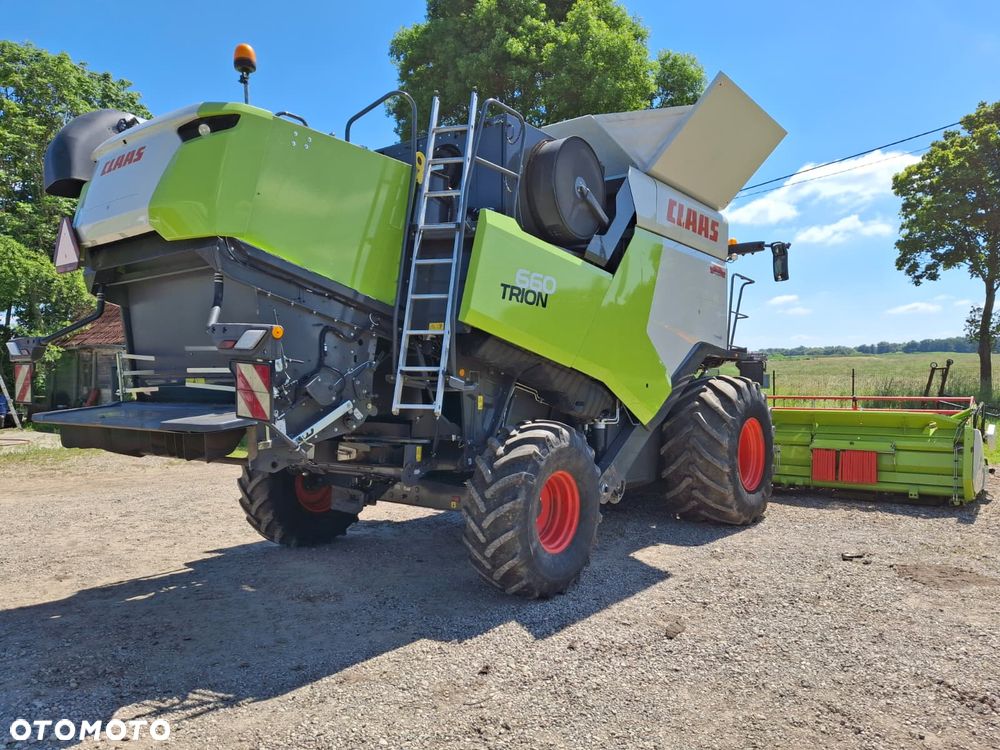 Claas Trion 660 - 12