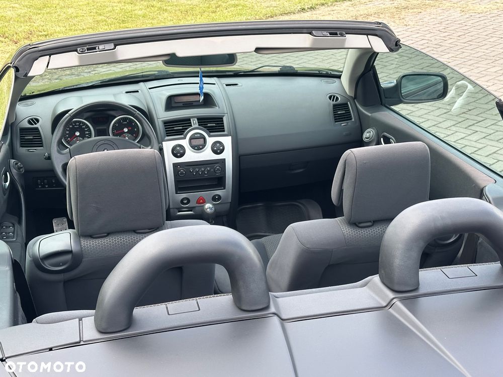 Renault Megane 2.0 Coupe-Cabriolet Confort Dynamique - 35