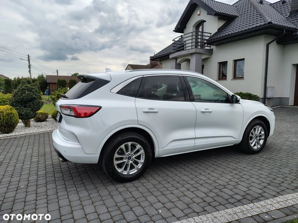 Ford Kuga 1.5 EcoBoost TITANIUM - 9