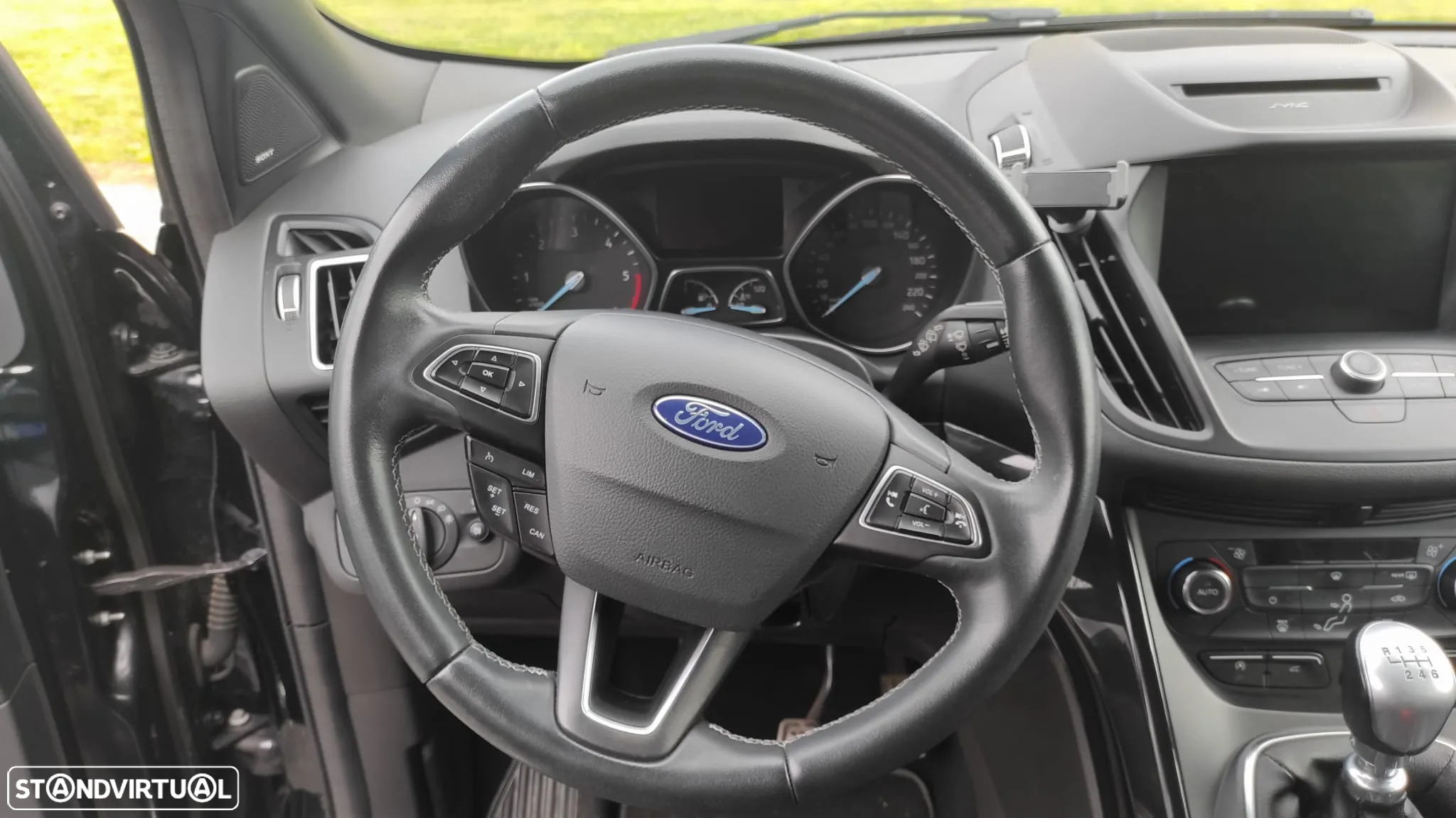 Ford Kuga 1.5 TDCi ST-Line - 9
