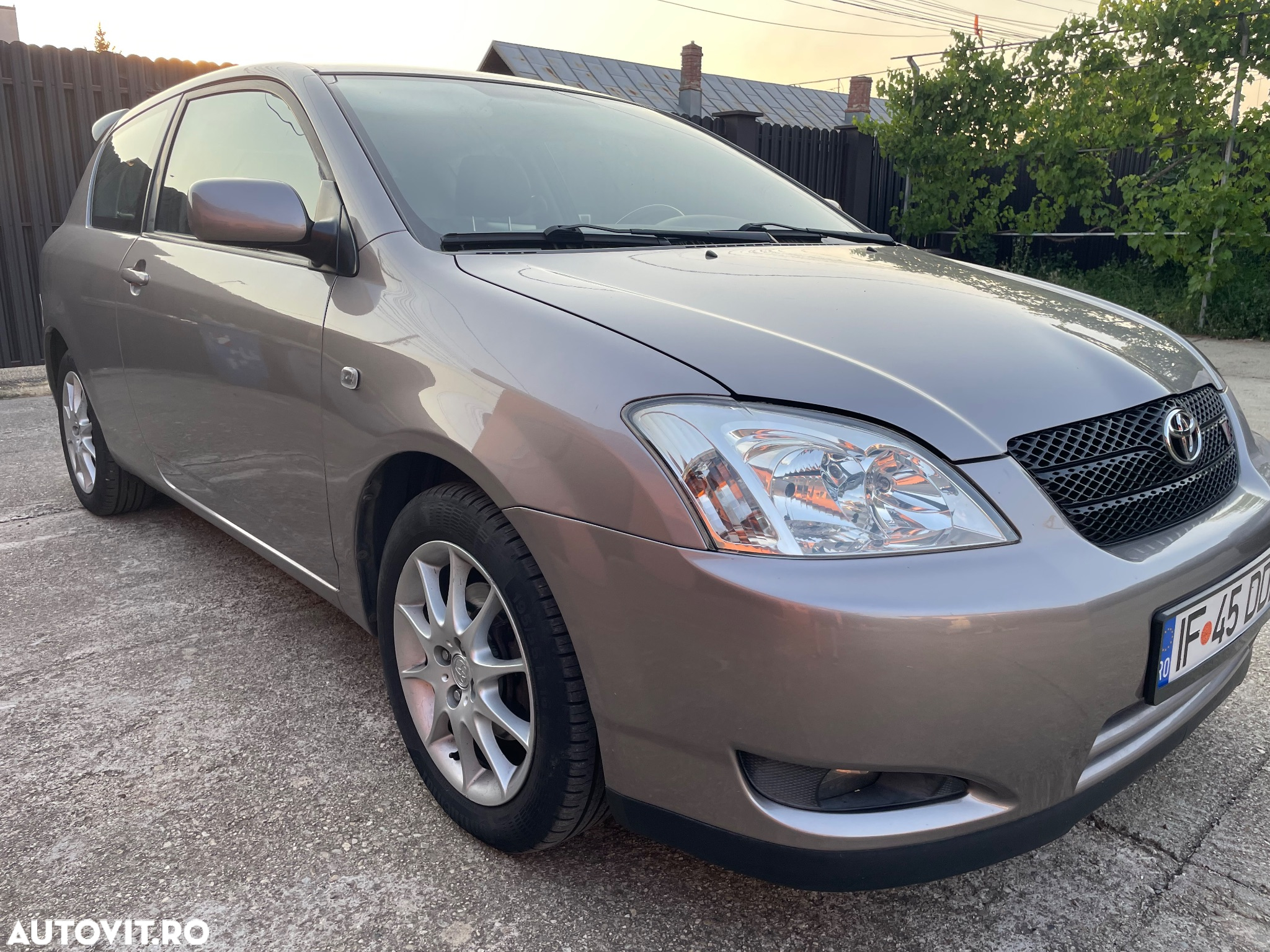 Toyota Corolla 1.8 T-Sport - 3