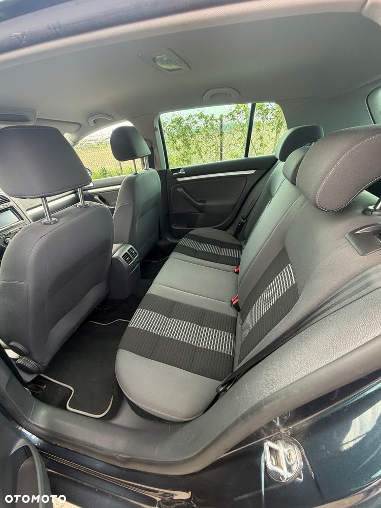 Volkswagen Golf 1.9 TDI Q-Line - 18