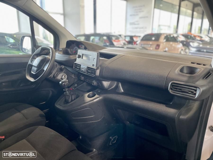 Peugeot Partner 1.5 BlueHdi 102 Pro c/IVA Dedutível 3 lugares - 16
