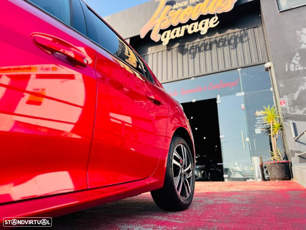 Peugeot 208 1.2 PureTech Allure Pack EAT8 - 8