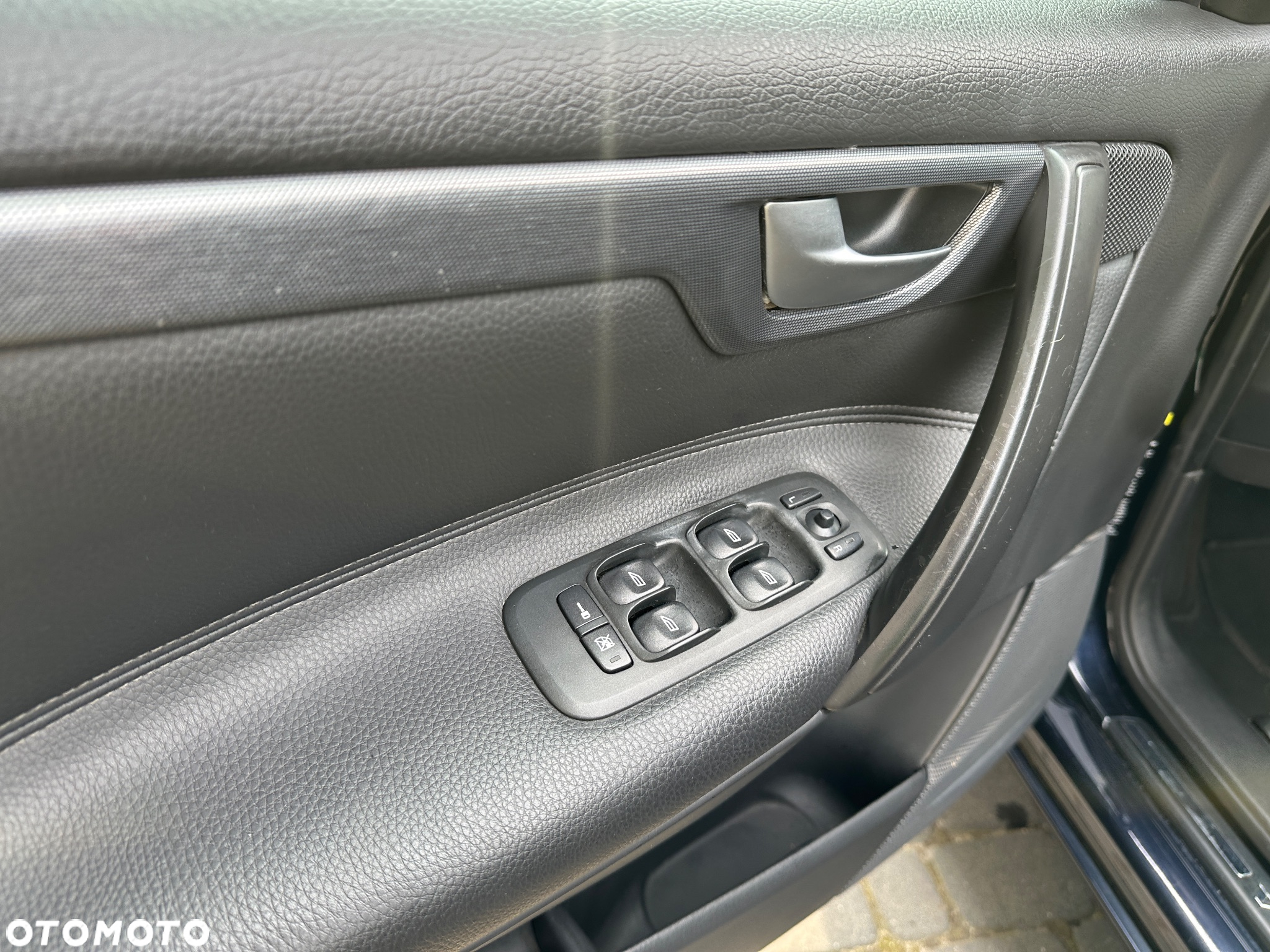Volvo S60 2.4D Momentum - 11