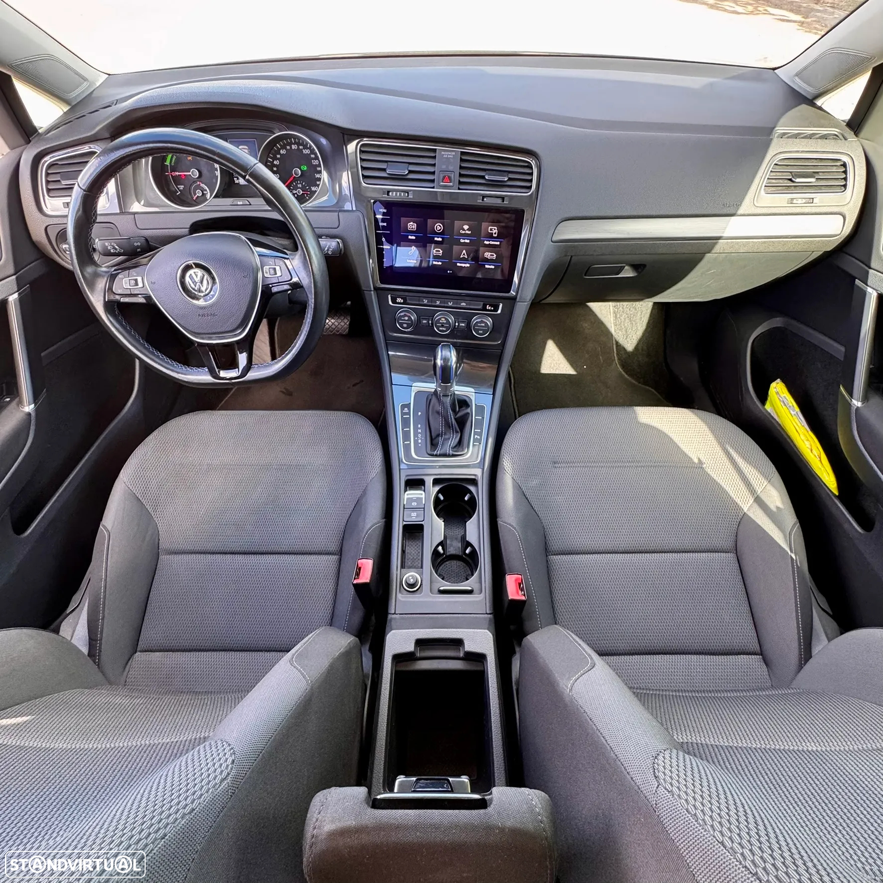 VW e-Golf AC/DC - 19