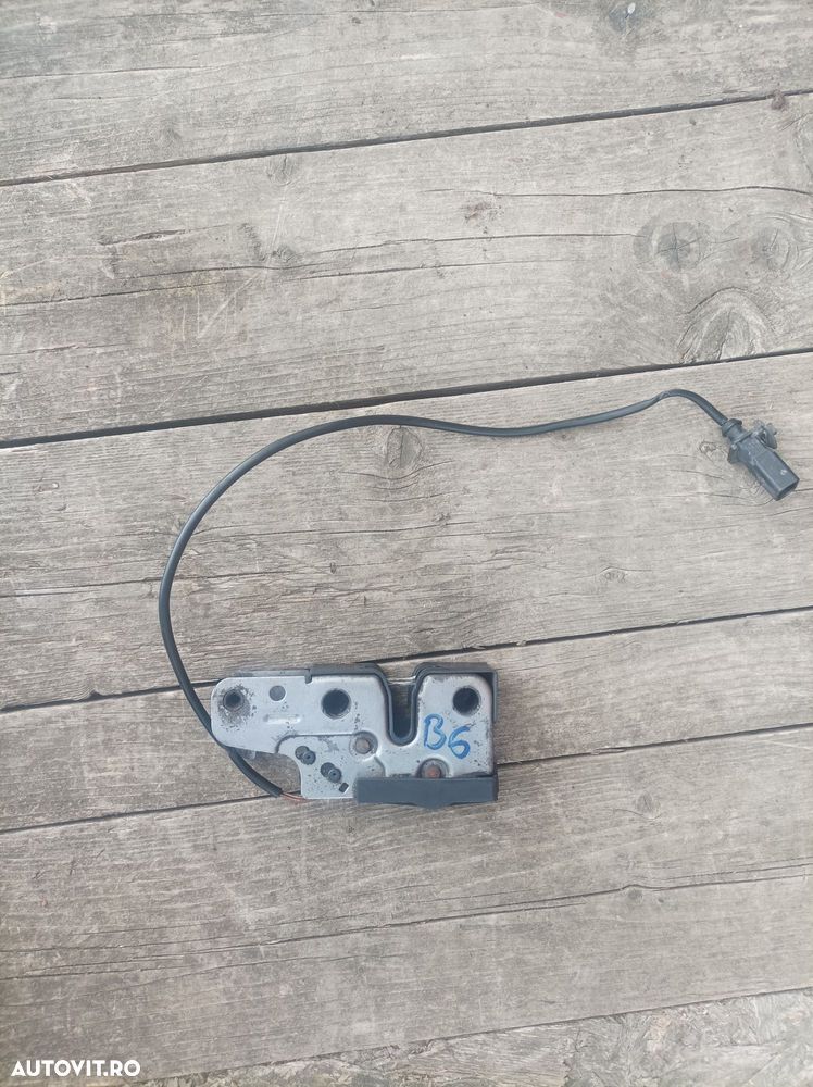 Broască încuietoare capotă față Volkswagen Passat B6 - 1