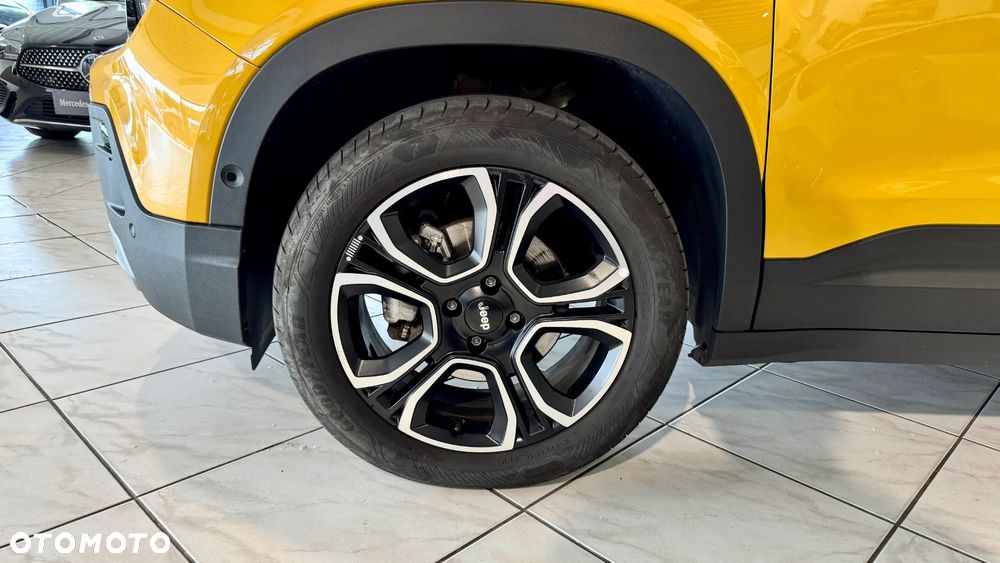 Jeep Avenger - 10