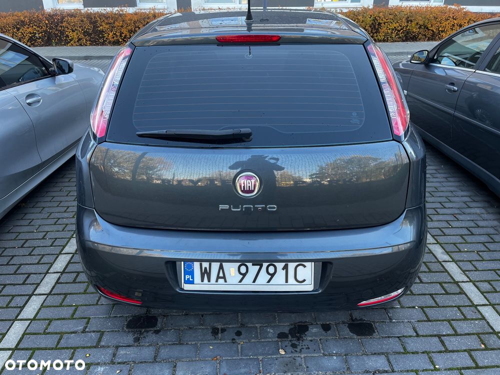 Fiat Punto 2012 1.4 Easy S&S - 3