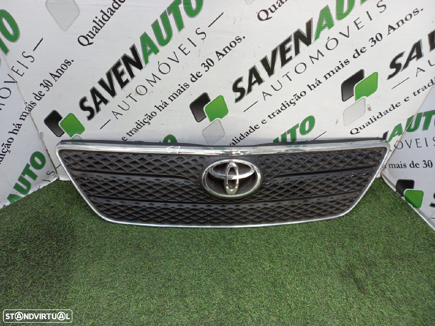Grelha Frente / Frontal Toyota Corolla (_E12_) - 2