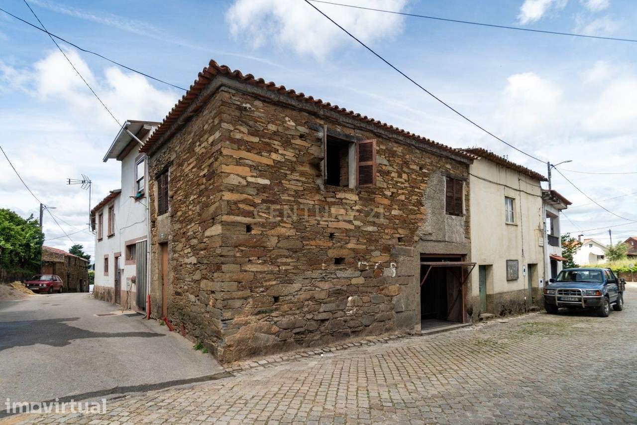 Casa em Construção em Meda de Mouros  - 69.000€ - Grande imagem: 2/15