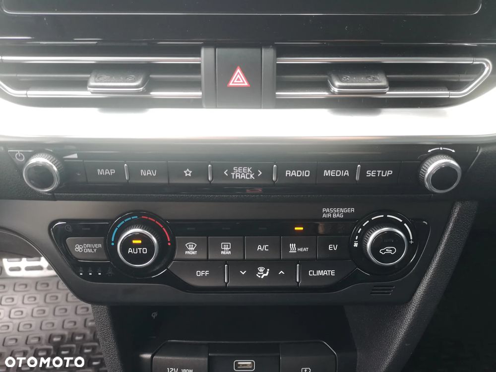 Kia Niro e-Niro 64kWh XL - 24