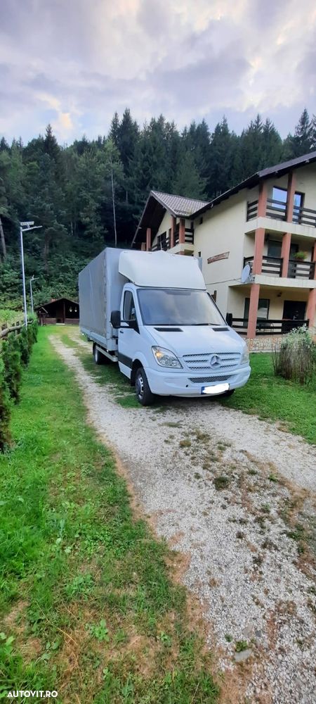 Mercedes-Benz Sprinter - 2