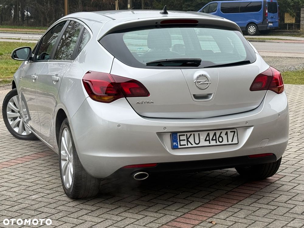 Opel Astra 1.4 Turbo Innovation - 8