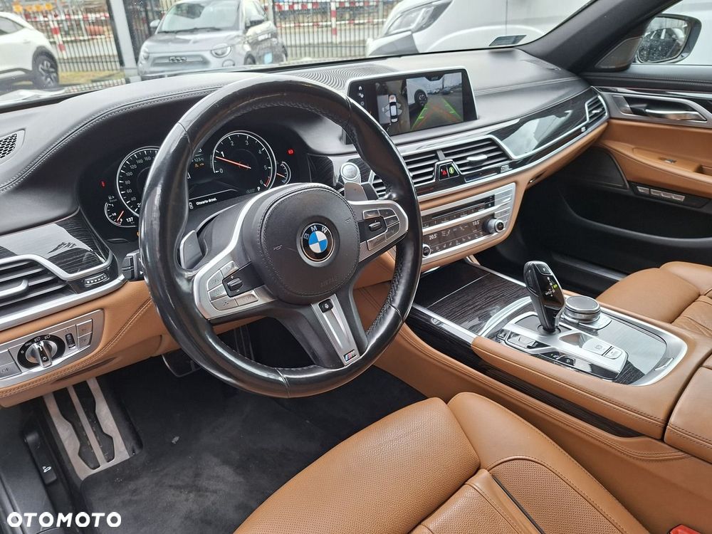 BMW Seria 7 750Ld xDrive - 17