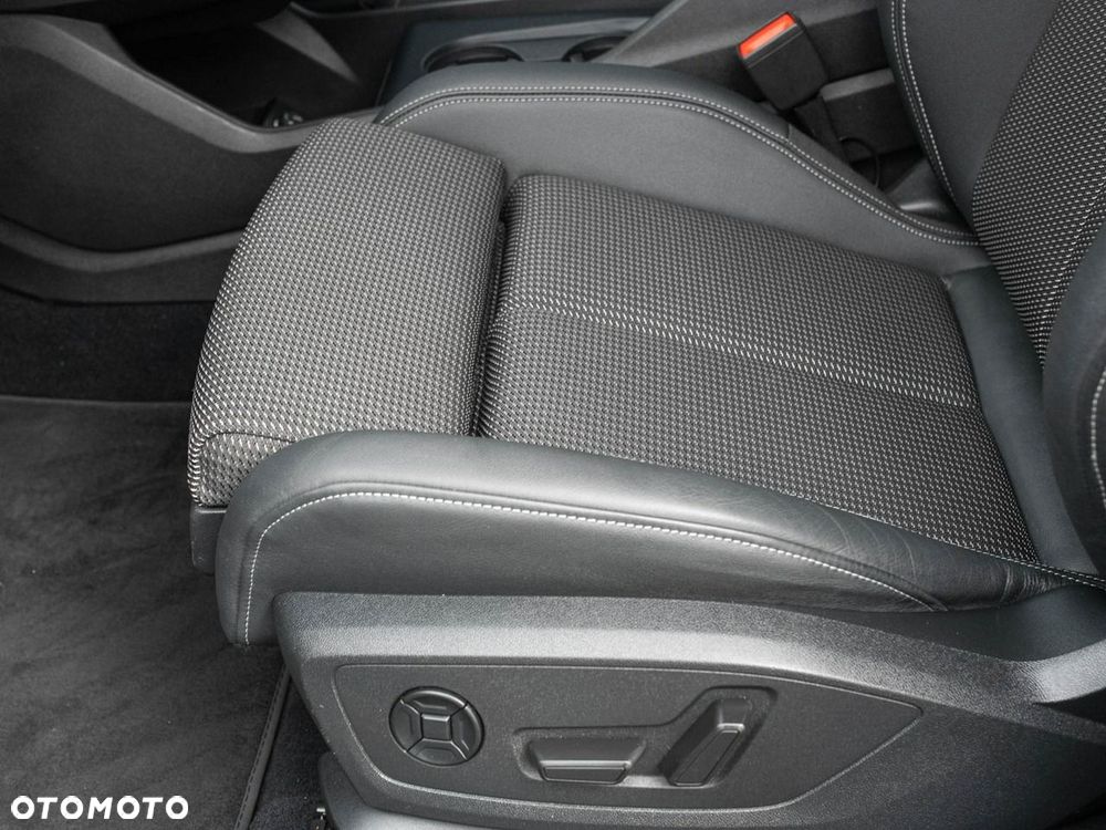 Audi Q4 Sportback e-tron 50 77kWh Quattro - 11