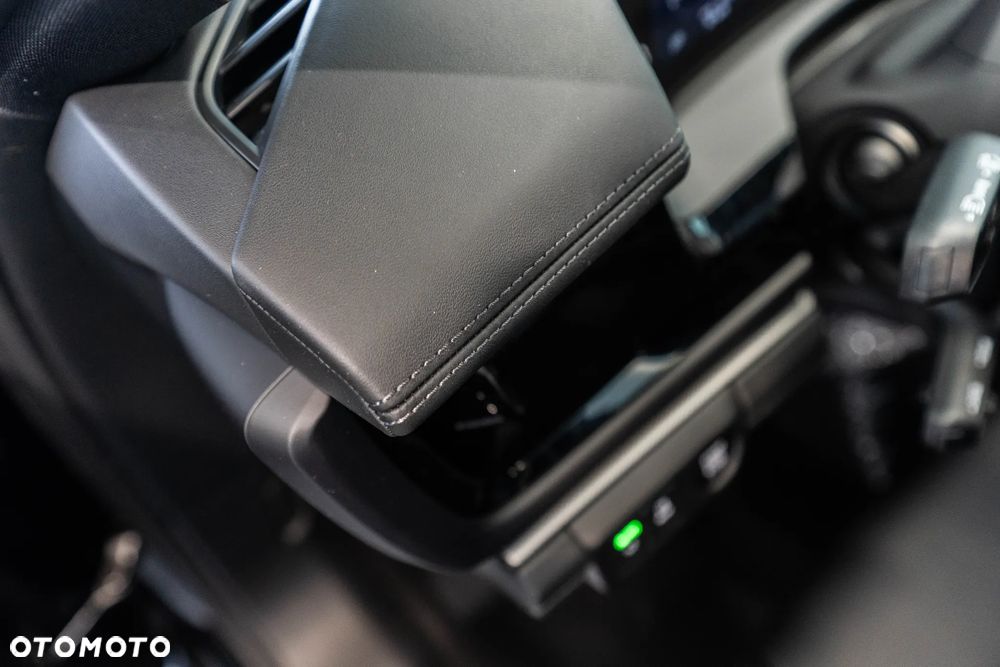 Porsche Panamera 4 E-Hybrid PHEV - 21