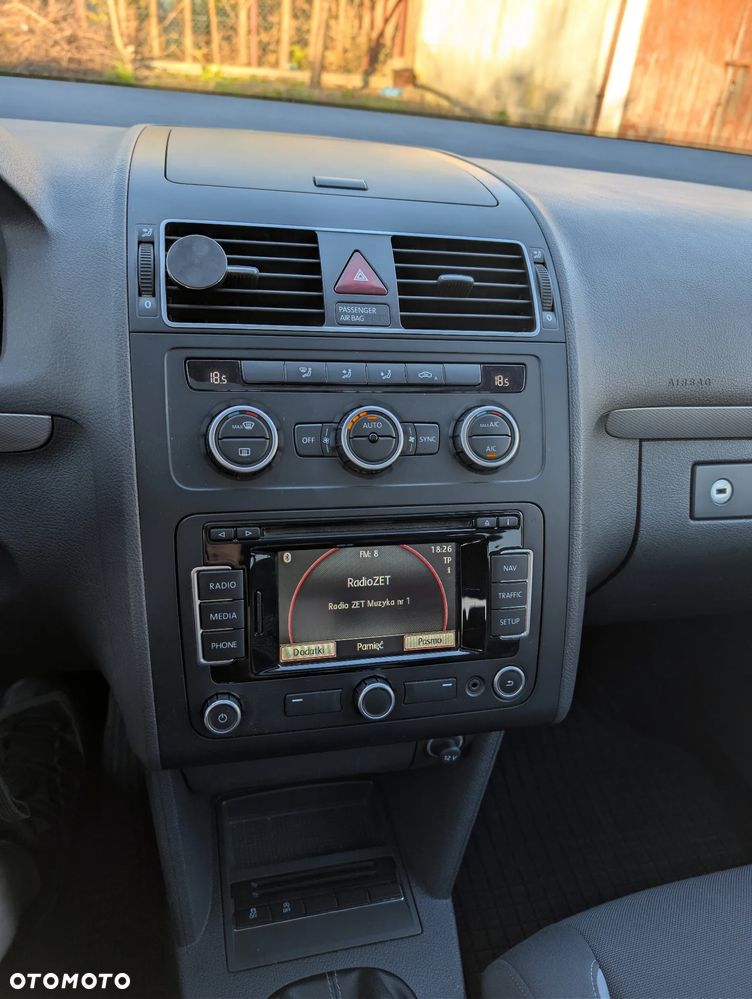 Volkswagen Touran 1.6 TDI DPF BlueMot Comfortline - 13