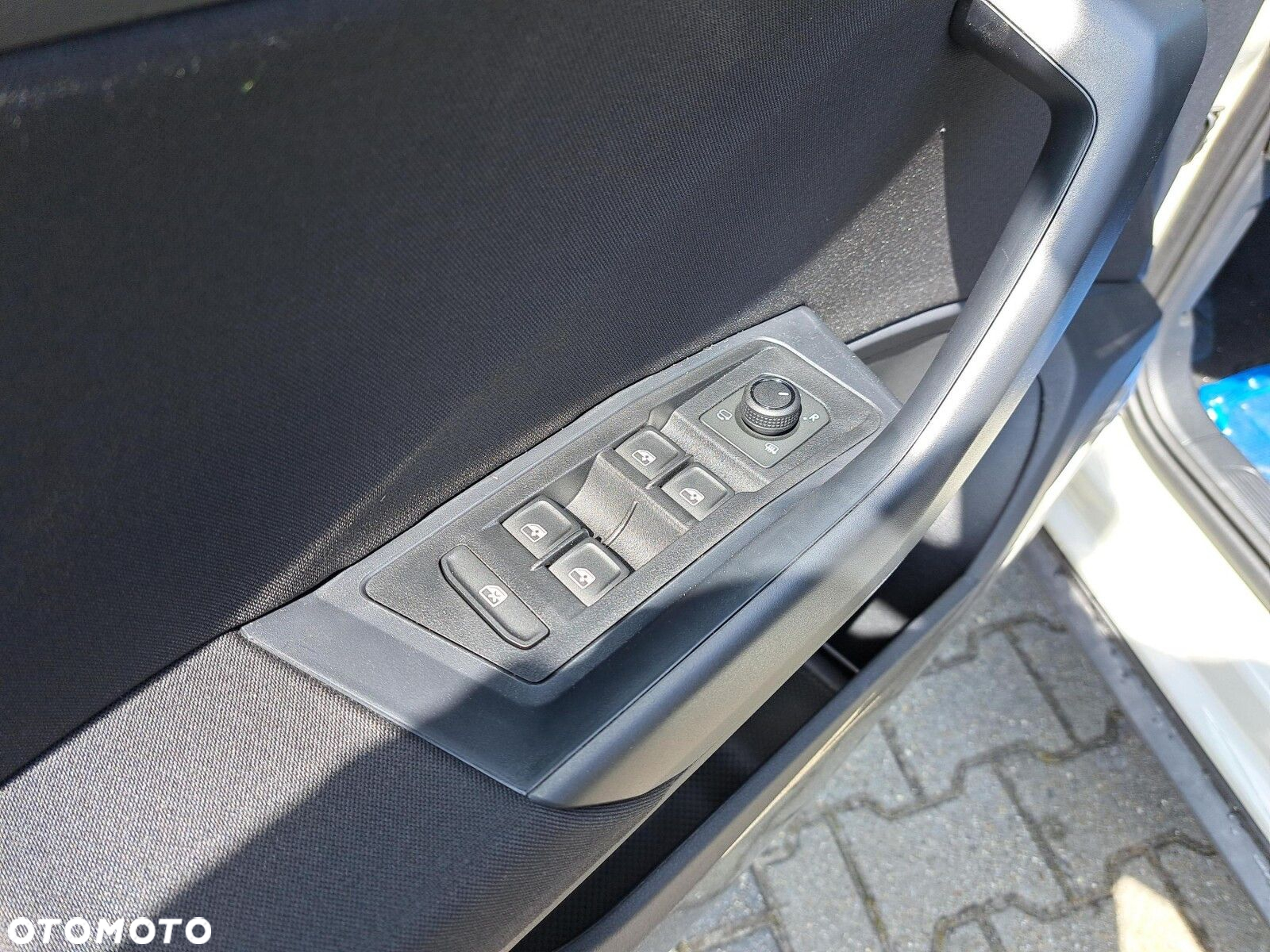 Volkswagen T-Roc 1.5 TSI Life Plus DSG - 21