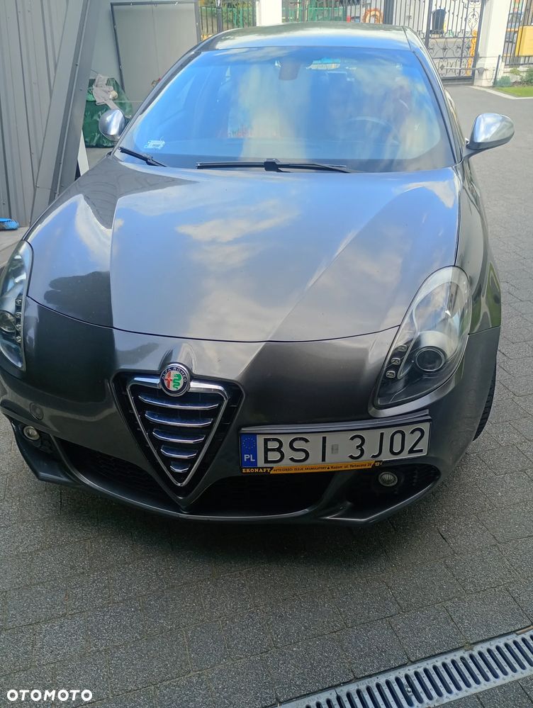 Alfa Romeo Giulietta 2.0 JTDM 16V - 5
